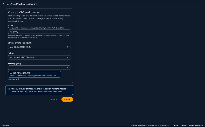 Imagen que muestra un entorno de CloudShell con los campos que debe especificar.