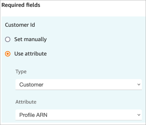 El bloque Crear caso está configurado para proporcionar el valor de Usar atributo para el ID de cliente.