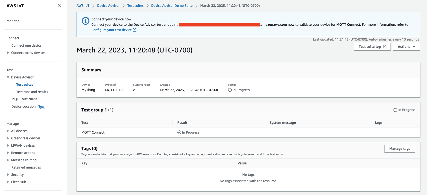 La interfaz del conjunto de pruebas que indica que se está realizando una prueba de MQTT 3.1.1 para el dispositivo "»MyThing.