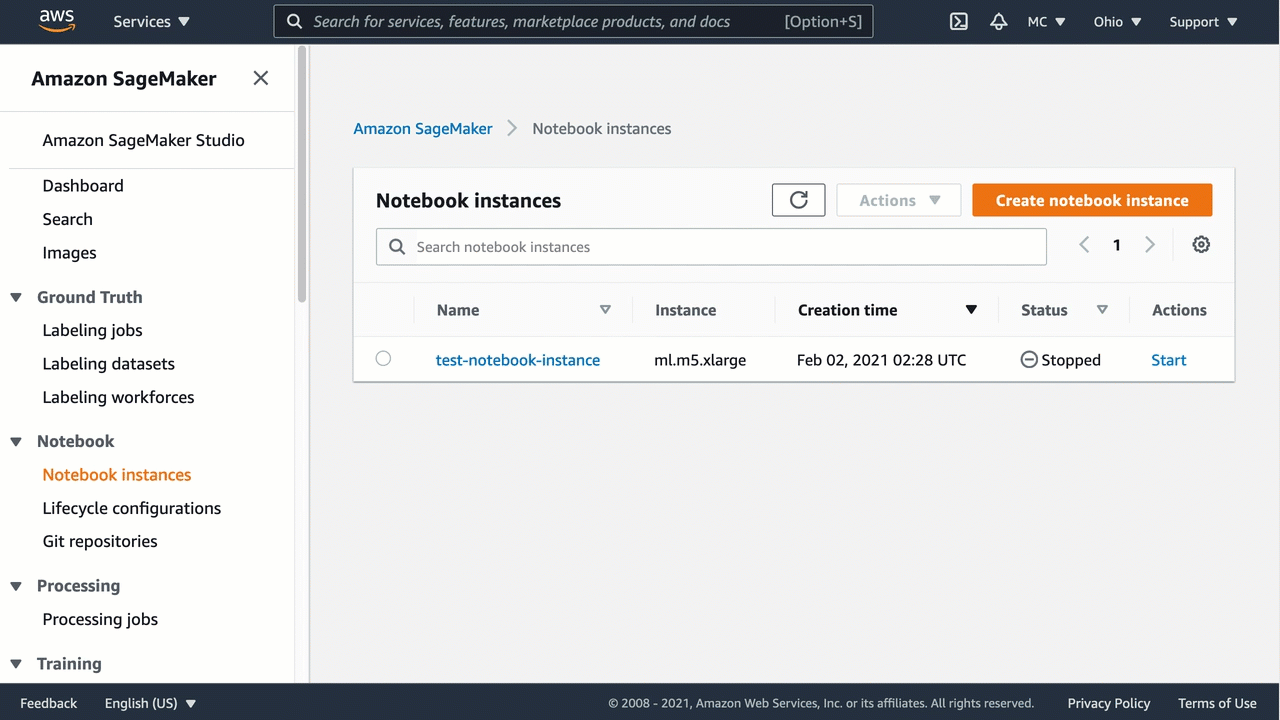 
                        Captura de pantalla animada que muestra cómo actualizar la configuración de las instancias de  SageMaker  Notebook.
                    