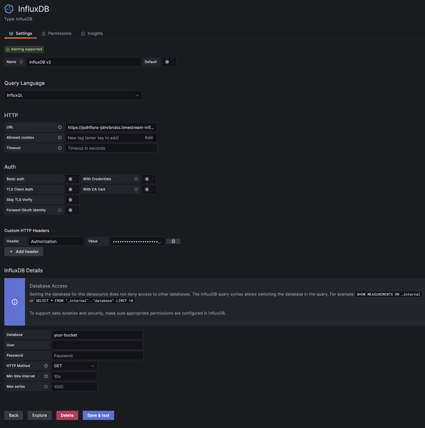 Formulario de configuración para configurar una conexión InfluxDB utilizando InfluxQL como lenguaje de consulta.