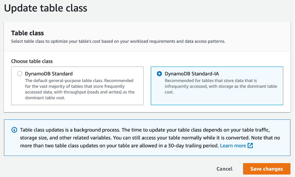 
        DynamoDB テーブルを作成する際に選択できる 2 つの異なるオプション (Standard および Standard-Infrequent Access) を示す画像。
      