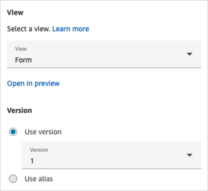 [表示] が [Form] に設定され、[バージョン] は 1 に設定されています。