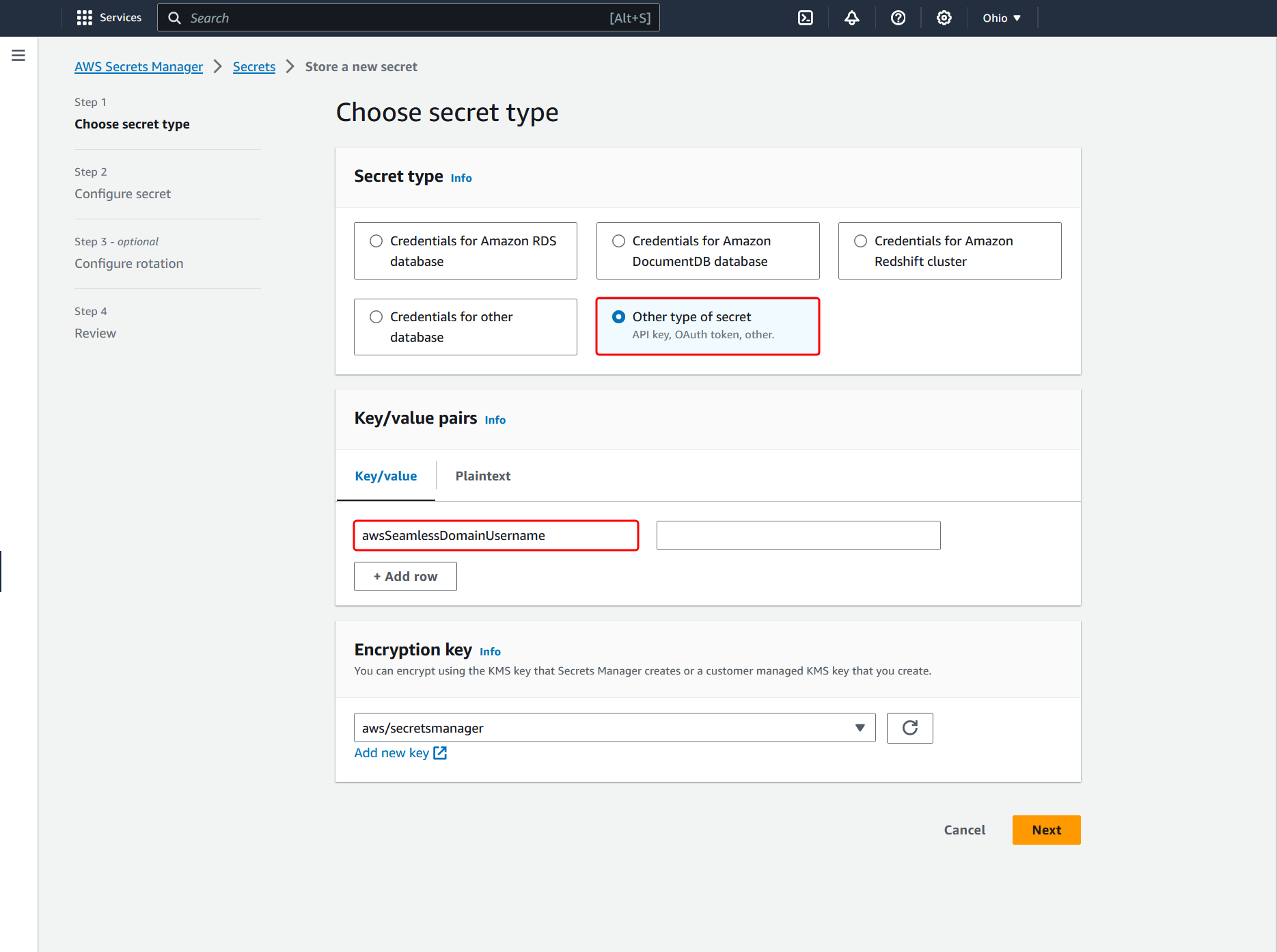 
                         AWS Secrets Manager 콘솔의 암호 유형 선택 페이지에서 암호 유형에서 다른 유형의 암호가 awsSeamlessDomainUsername 선택되며 키 값으로 입력됩니다.
                      