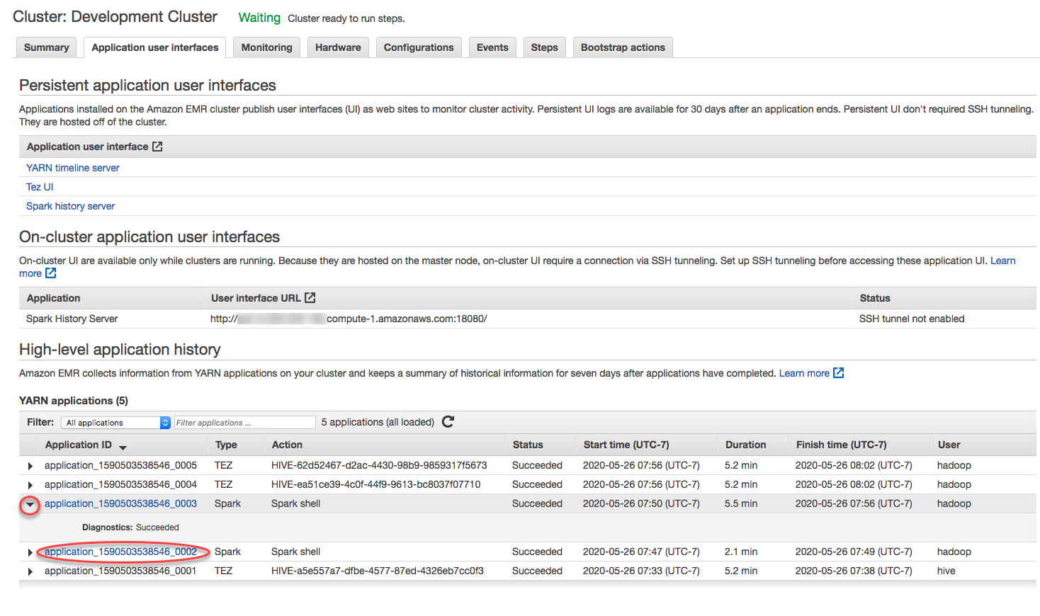 Application user interfaces tab showing persistent and on-클러스터 UIs, with YARN application history.