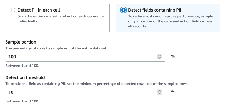 A captura de tela mostra as opções na transformação Detect PII quando ela é selecionada para detectar campos que contêm PII na origem dos dados.