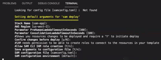 顯示 AWS CloudFormation 配置選項的終端會話。