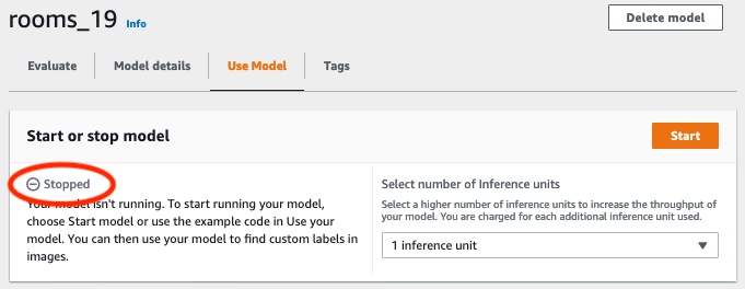 用於啟動或停止機器學習模型的使用者介面區段，將模型的狀態顯示為「已停止」，並以「開始」按鈕顯示模型，以及用於選取推論單元數量的下拉式清單。