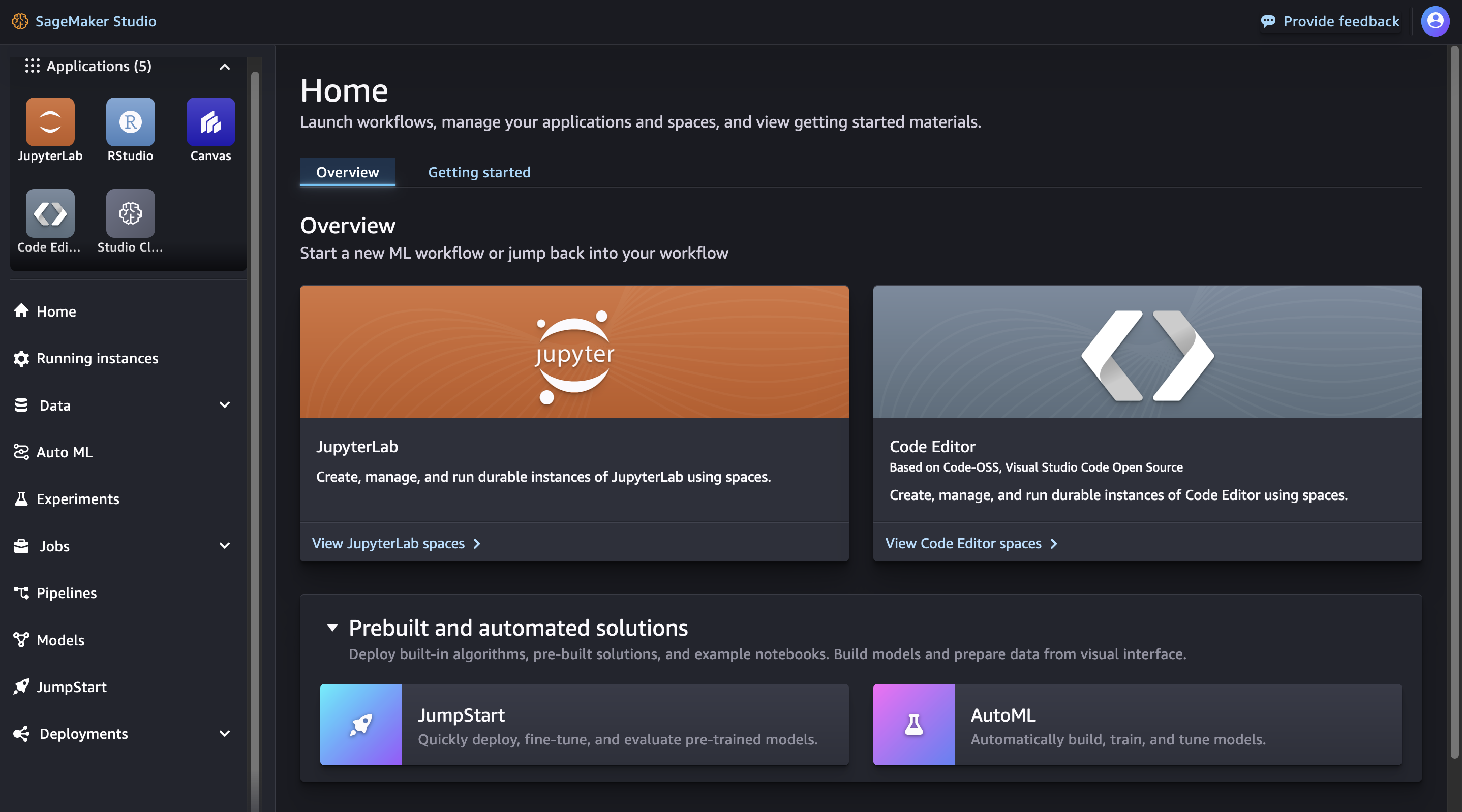 Amazon SageMaker 工作室界面，可以 JumpStart 從主頁導航菜單和主頁訪問。